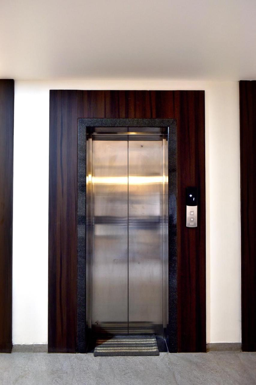 Hotel Lotus Chandrapur Luaran gambar