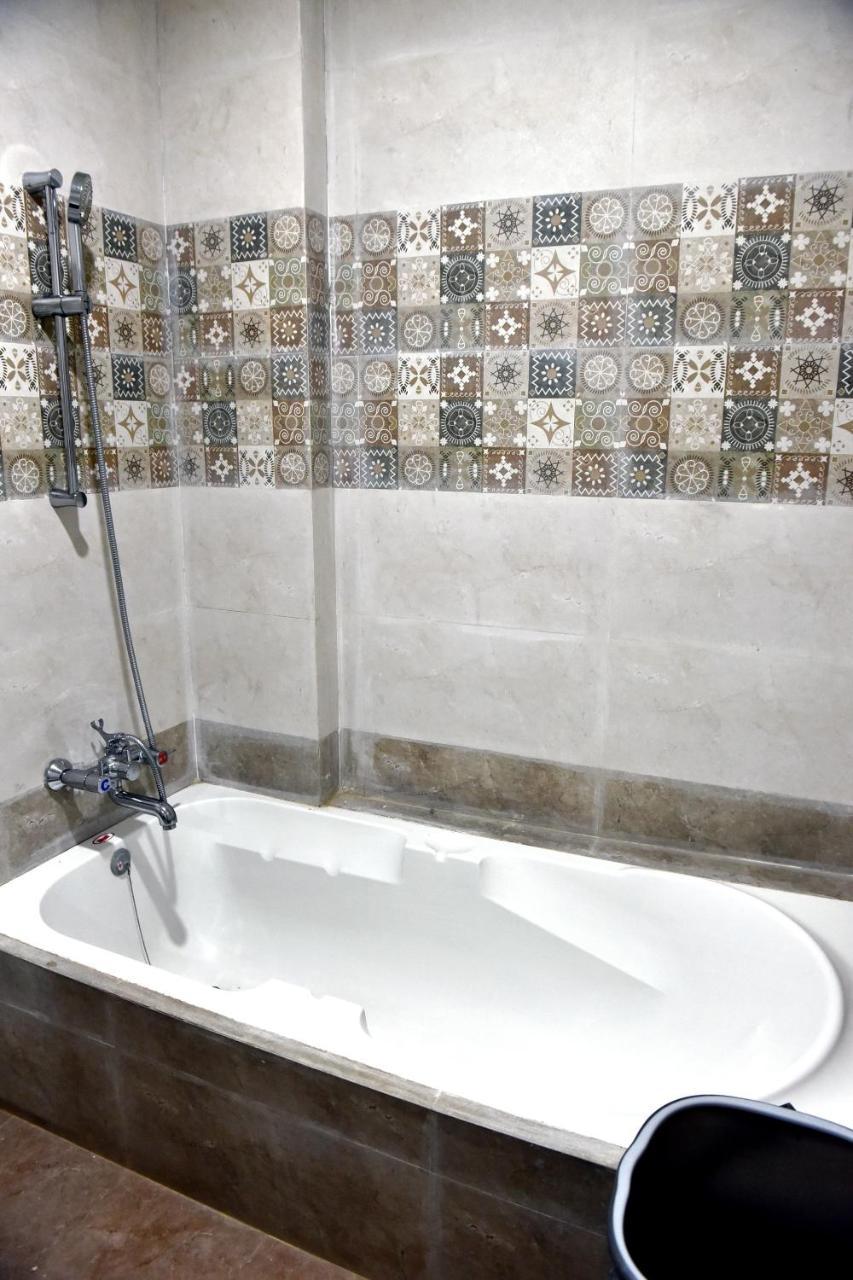 Hotel Lotus Chandrapur Luaran gambar