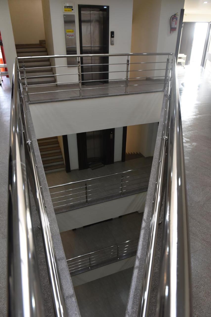 Hotel Lotus Chandrapur Luaran gambar